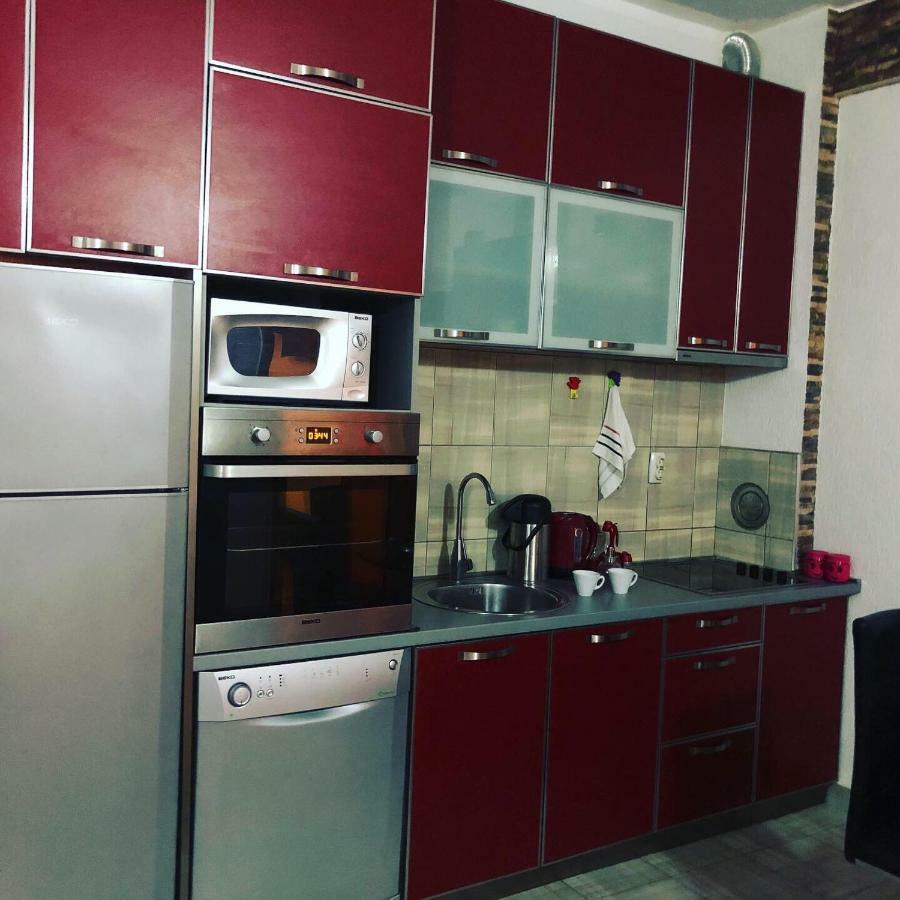 בודווה Apartments Ljiljanic מראה חיצוני תמונה