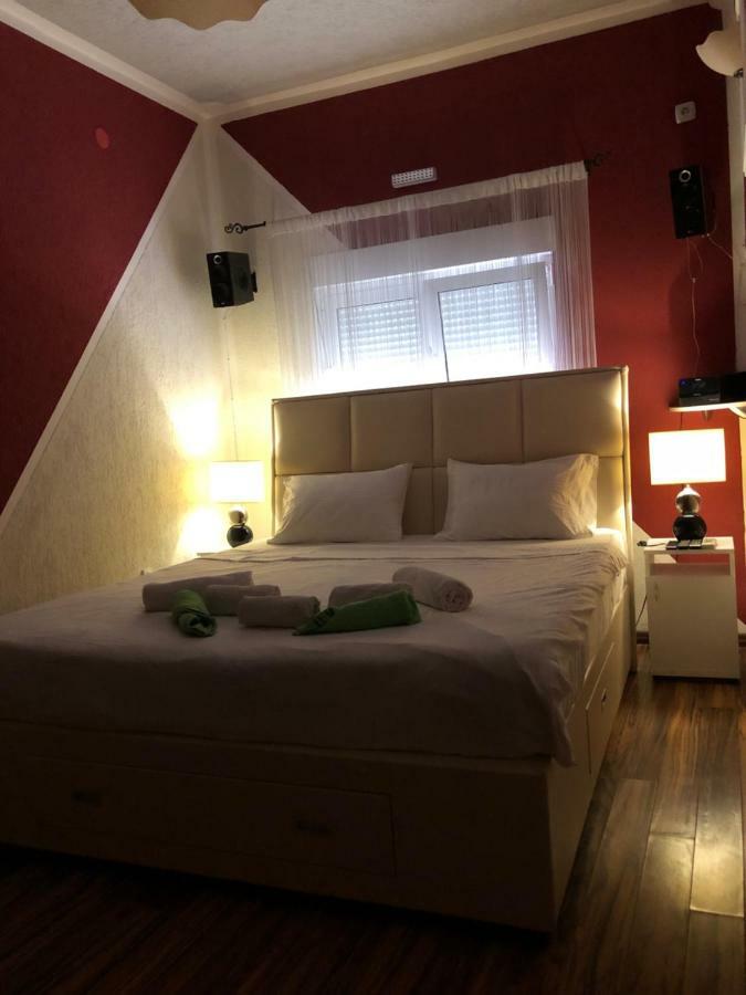 בודווה Apartments Ljiljanic מראה חיצוני תמונה