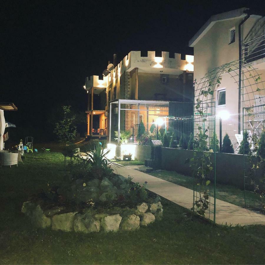 בודווה Apartments Ljiljanic מראה חיצוני תמונה