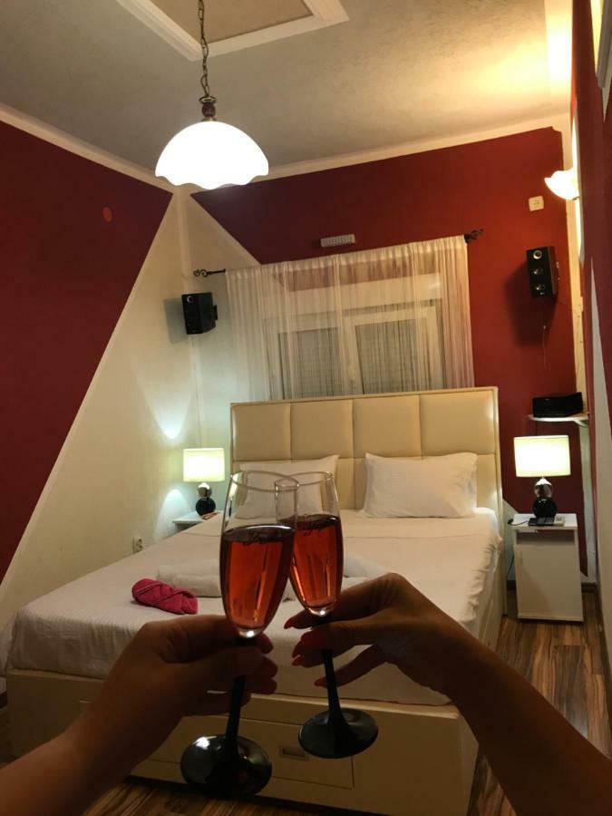 בודווה Apartments Ljiljanic מראה חיצוני תמונה