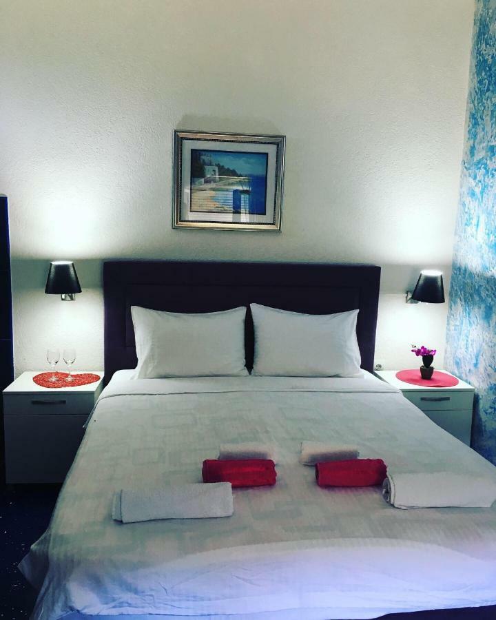 בודווה Apartments Ljiljanic מראה חיצוני תמונה